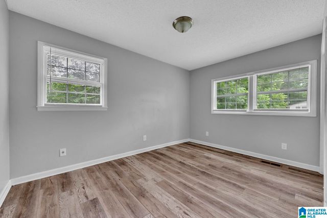 1713 SERENE CIRCLE, Center Point, AL 35215