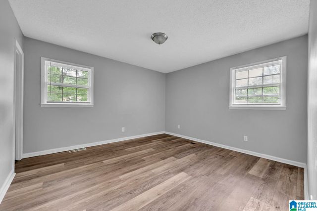 1713 SERENE CIRCLE, Center Point, AL 35215