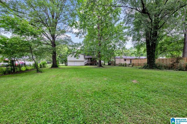 1713 SERENE CIRCLE, Center Point, AL 35215