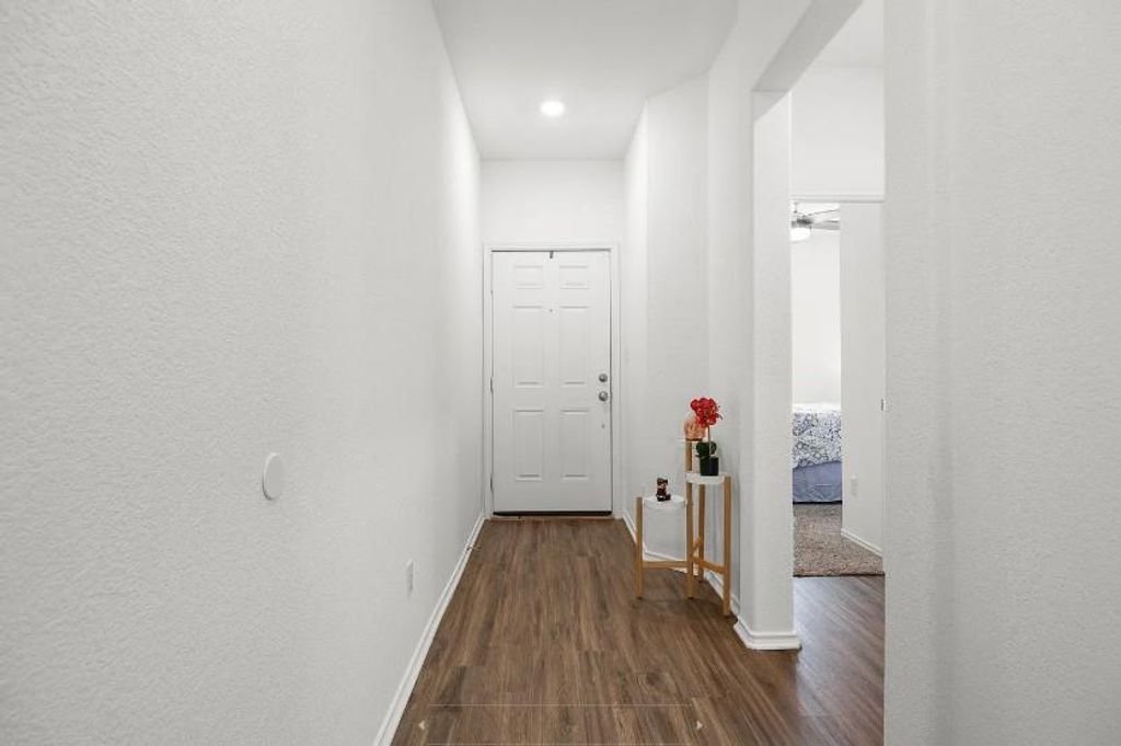 104 Blue Blaze TRL, Georgetown, TX 78628