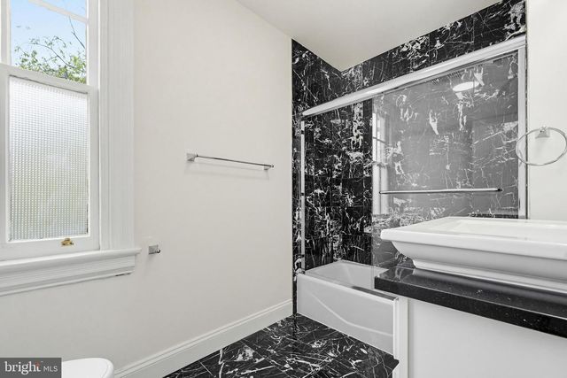400 7TH ST SE, Washington, DC 20003