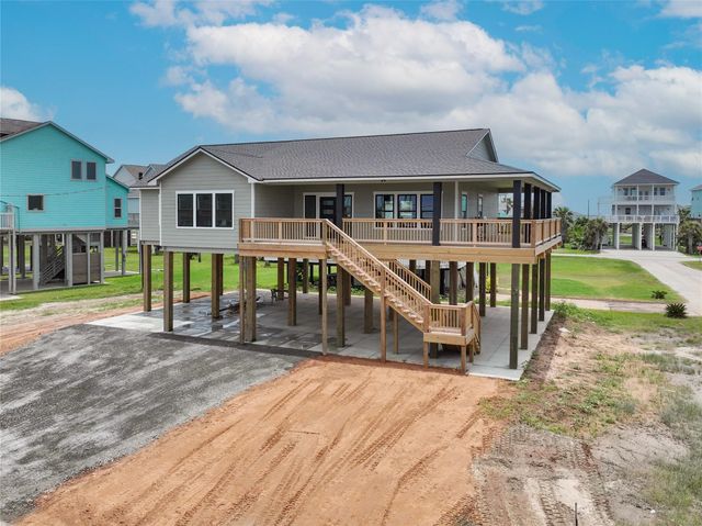 13031 Jolly Roger Drive, Freeport, TX 77541