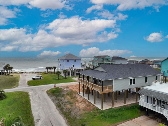 13031 Jolly Roger Drive, Freeport, TX 77541
