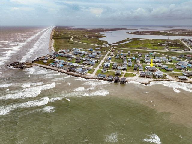 13031 Jolly Roger Drive, Freeport, TX 77541