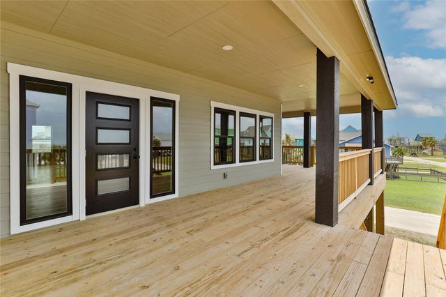13031 Jolly Roger Drive, Freeport, TX 77541