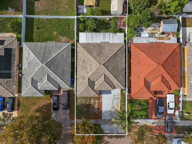 1851 NW 206th St, Miami Gardens, FL 33056