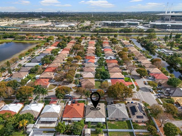 1851 NW 206th St, Miami Gardens, FL 33056