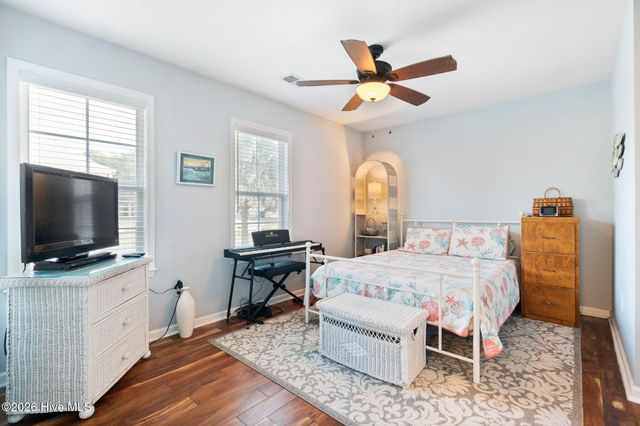 153 NE 19th Street, Oak Island, NC 28465
