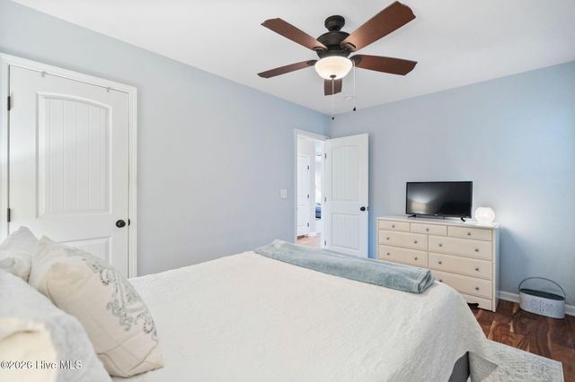 153 NE 19th Street, Oak Island, NC 28465