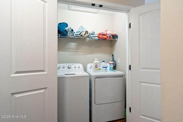 153 NE 19th Street, Oak Island, NC 28465