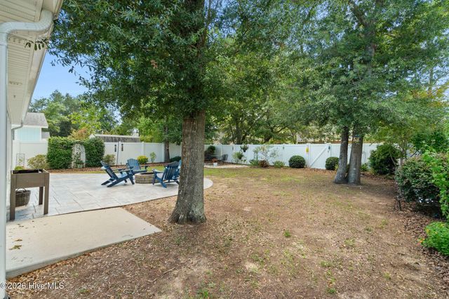 153 NE 19th Street, Oak Island, NC 28465