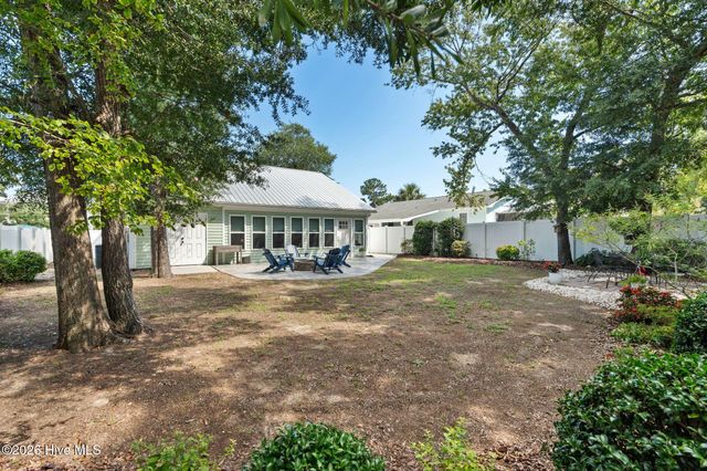 153 NE 19th Street, Oak Island, NC 28465