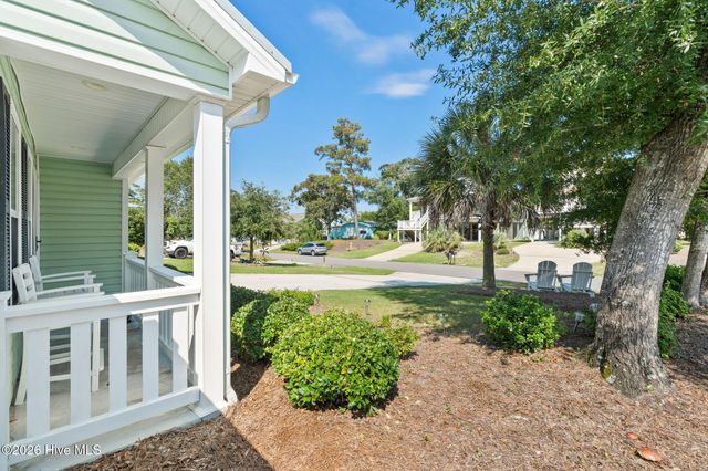 153 NE 19th Street, Oak Island, NC 28465