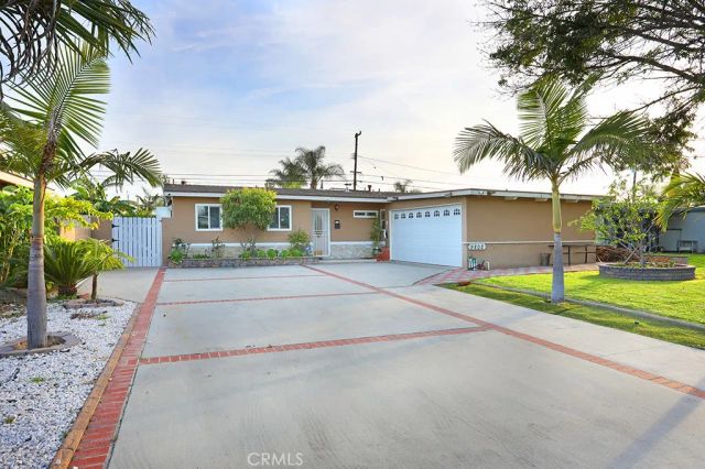 9802 Chanticleer, Anaheim, CA 92804