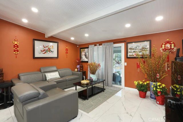 9802 Chanticleer, Anaheim, CA 92804