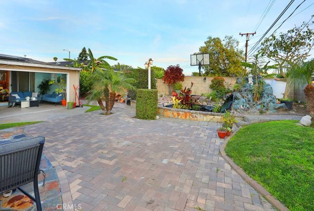 9802 Chanticleer, Anaheim, CA 92804