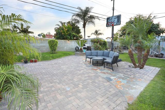 9802 Chanticleer, Anaheim, CA 92804