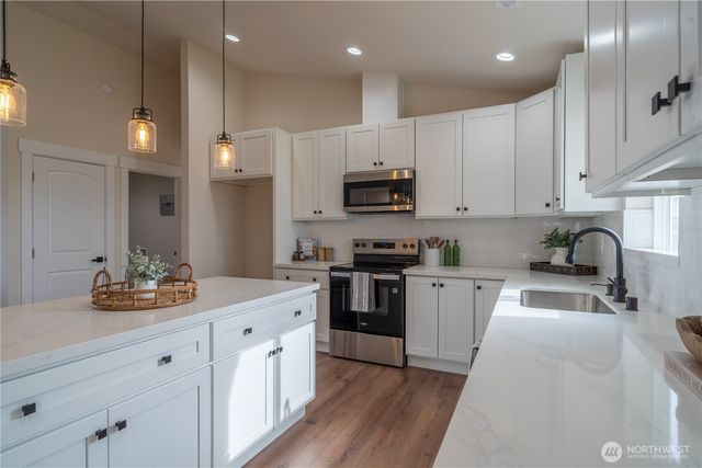 70 Sunwest Drive, Ephrata, WA 98823