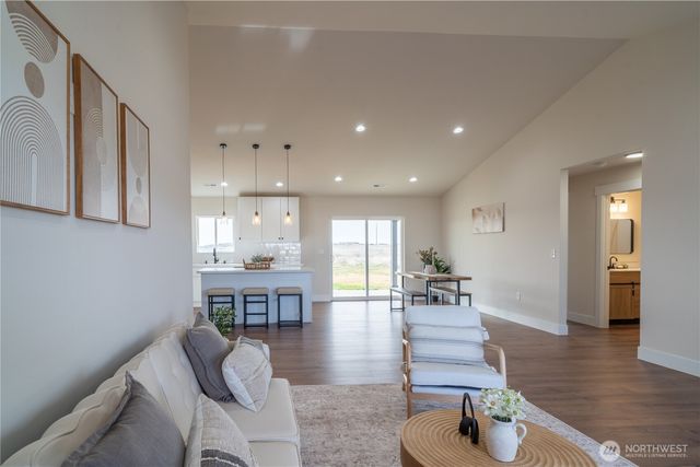 70 Sunwest Drive, Ephrata, WA 98823