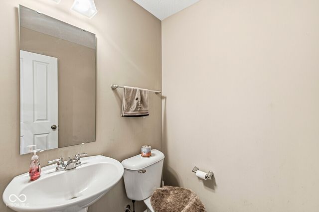 4508 Andover Parkway, Westfield, IN 46062