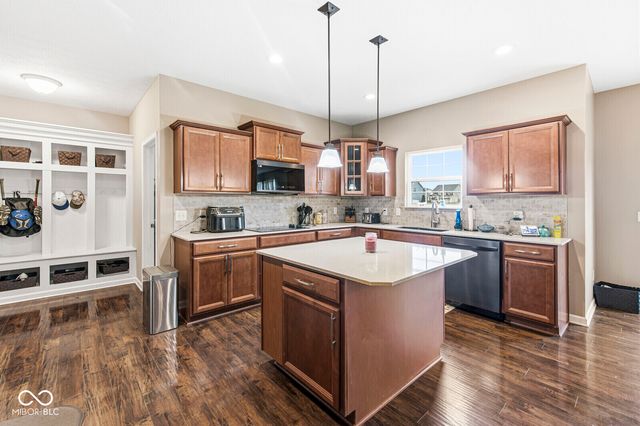 4508 Andover Parkway, Westfield, IN 46062