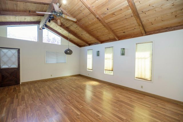 1305 Oakwood Dr, Modesto, CA 95350