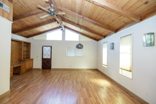 1305 Oakwood Dr, Modesto, CA 95350