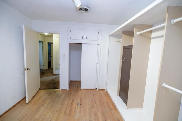 1305 Oakwood Dr, Modesto, CA 95350