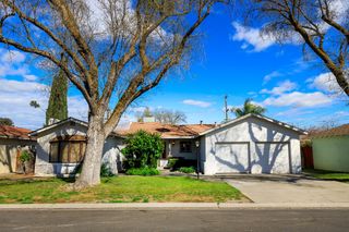 1305 Oakwood Dr, Modesto, CA 95350