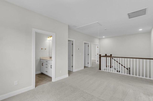2067 Kings River Trail, Hollywood, SC 29449