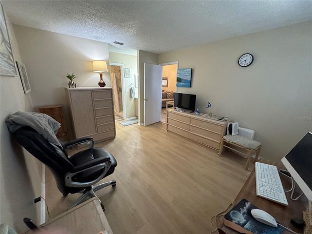 7249 PARKSIDE VILLAS DRIVE N, St Petersburg, FL 33709