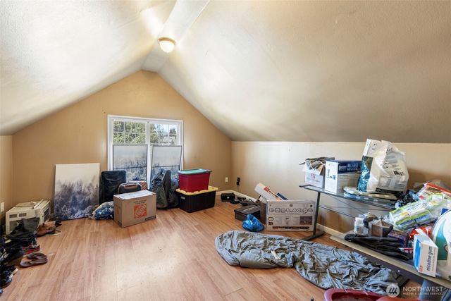 1208 W Pear Street, Centralia, WA 98531