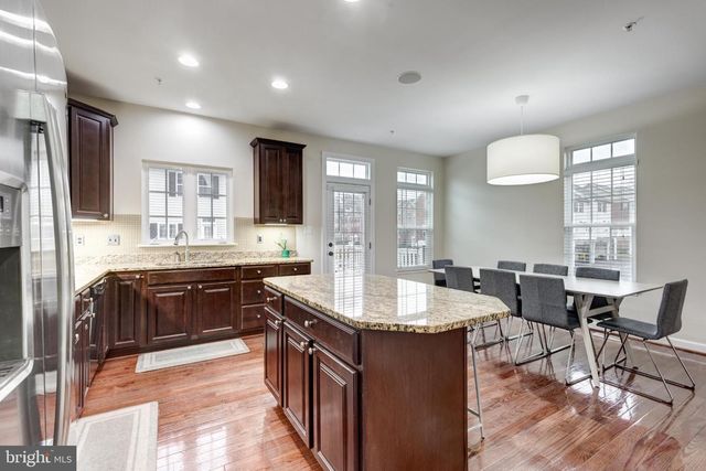 1025 IRONWOOD LN, Hanover, MD 21076