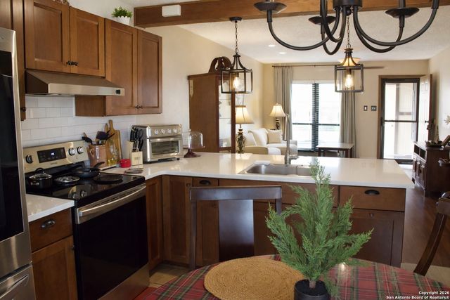 1310 Bayou, San Antonio, TX 78245