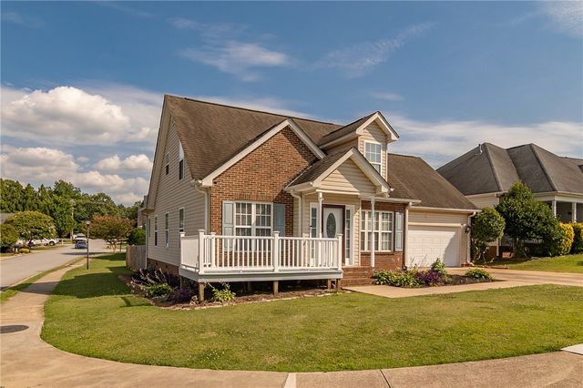 301 Stallion Road, Greenville, SC 29617