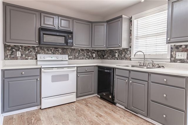 301 Stallion Road, Greenville, SC 29617