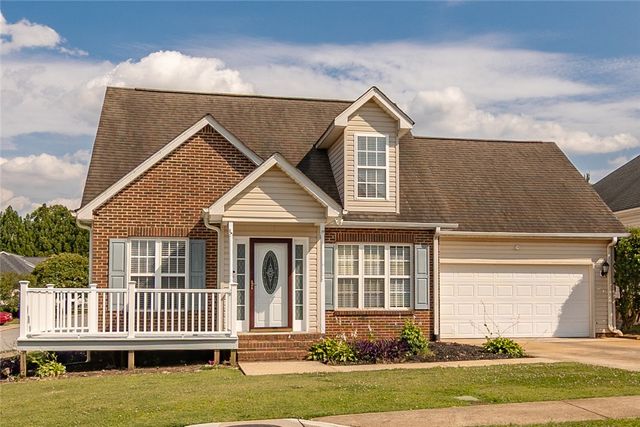 301 Stallion Road, Greenville, SC 29617