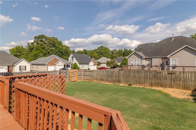 301 Stallion Road, Greenville, SC 29617