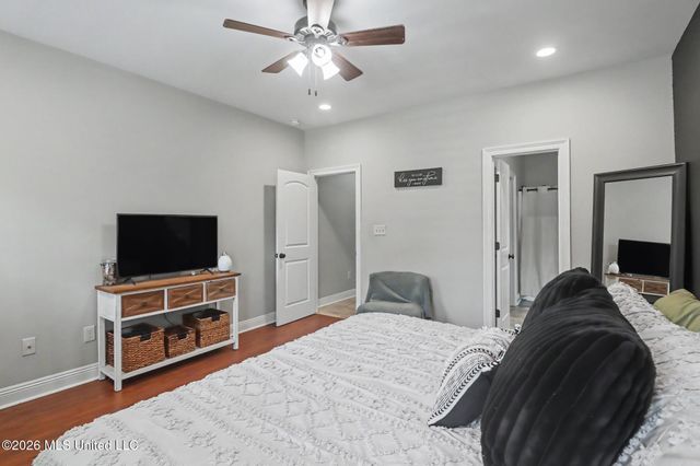 19350 Fenton Dedeaux Road, Kiln, MS 39556