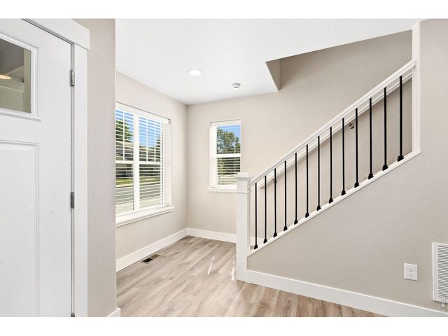 1333 E 4th St 100, Loveland, CO 80537