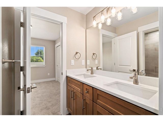 1333 E 4th St 100, Loveland, CO 80537