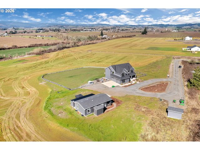 6550 Ne MEMORY Ln, Yamhill, OR 97148