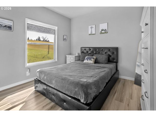 6550 Ne MEMORY Ln, Yamhill, OR 97148