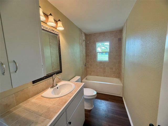 1139 County Rd 403, Anderson, TX 77830