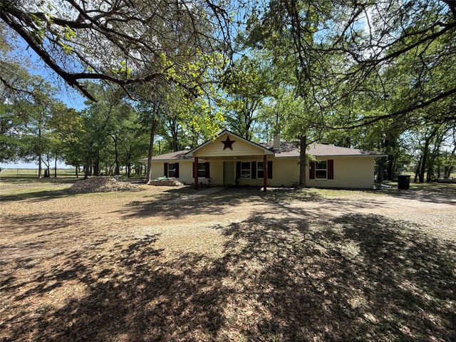 1139 County Rd 403, Anderson, TX 77830