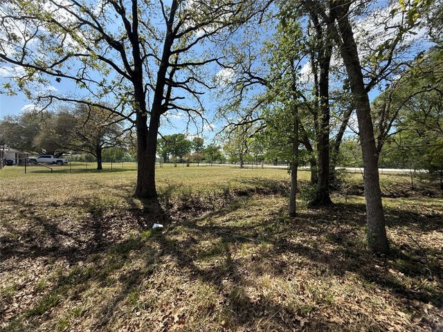 1139 County Rd 403, Anderson, TX 77830