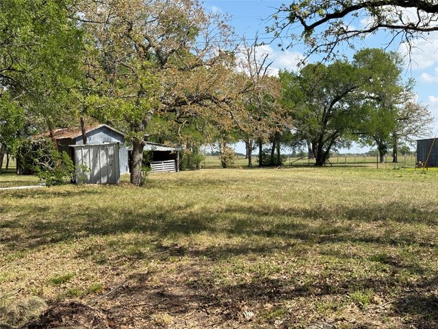 1139 County Rd 403, Anderson, TX 77830