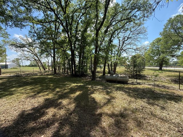 1139 County Rd 403, Anderson, TX 77830