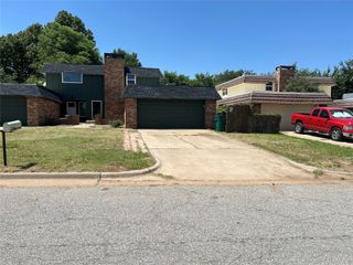 6813 Lancer Lane, Oklahoma City, OK 73132
