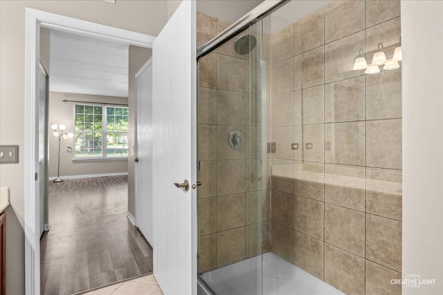 8814 CONCORD Lane H, Justice, IL 60458